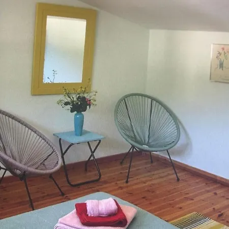 Sea Whisper , Golden * Limenas (Thasos)